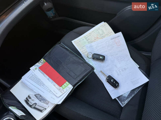 Чорний Шкода Фабія, об'ємом двигуна 1.2 л та пробігом 207 тис. км за 5450 $, фото 30 на Automoto.ua