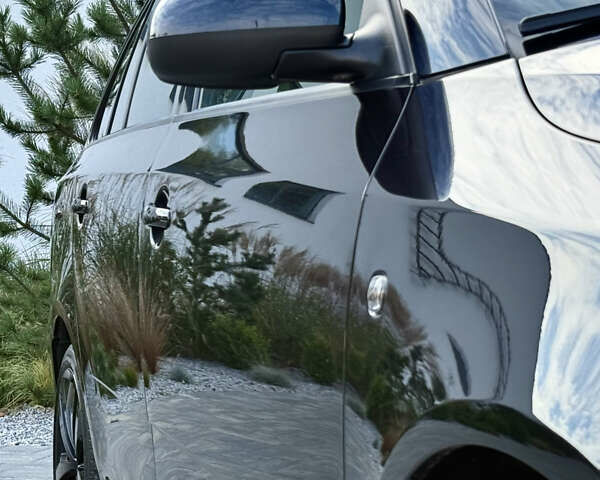 Чорний Шкода Фабія, об'ємом двигуна 1.4 л та пробігом 203 тис. км за 8599 $, фото 6 на Automoto.ua