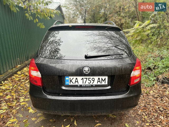 Черный Шкода Фабия, объемом двигателя 1.6 л и пробегом 296 тыс. км за 5000 $, фото 7 на Automoto.ua