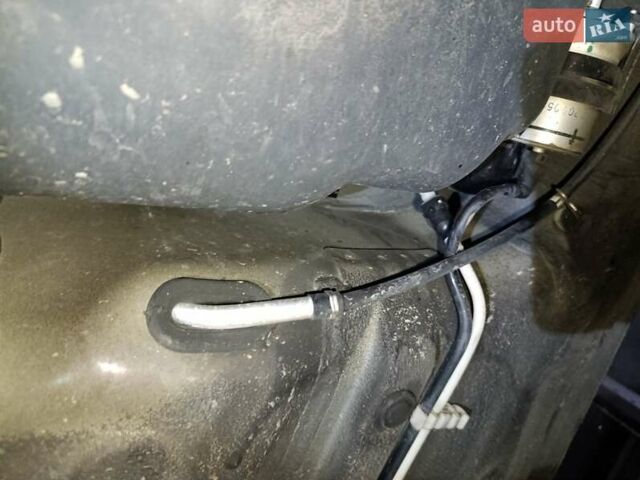 Черный Шкода Фабия, объемом двигателя 1.4 л и пробегом 203 тыс. км за 10500 $, фото 35 на Automoto.ua