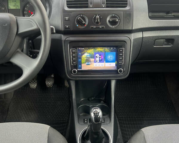 Черный Шкода Фабия, объемом двигателя 0 л и пробегом 139 тыс. км за 5600 $, фото 37 на Automoto.ua