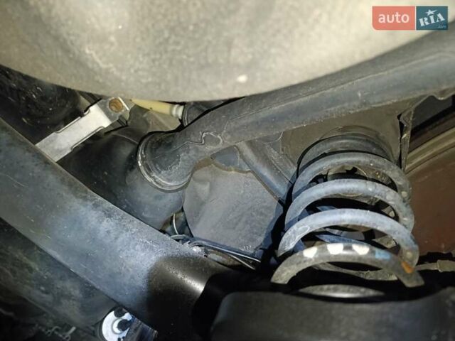 Черный Шкода Фабия, объемом двигателя 1.4 л и пробегом 203 тыс. км за 10500 $, фото 30 на Automoto.ua