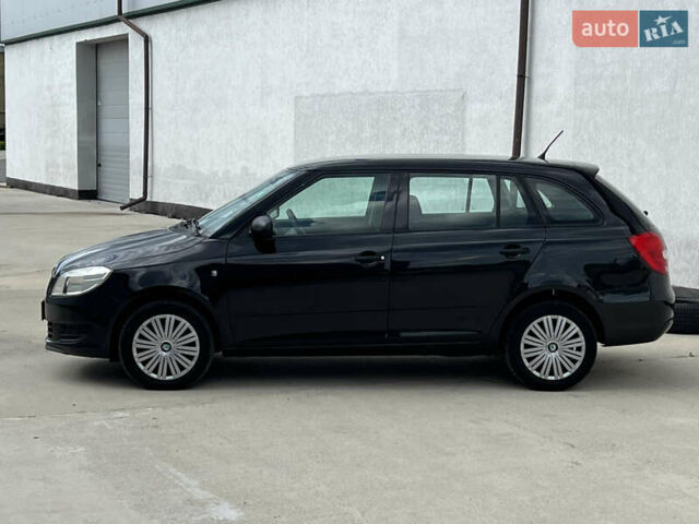 Черный Шкода Фабия, объемом двигателя 0 л и пробегом 139 тыс. км за 5700 $, фото 3 на Automoto.ua