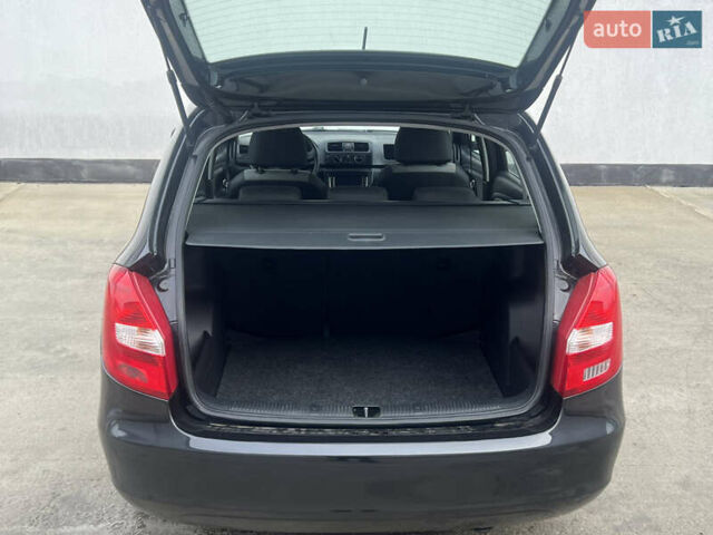 Черный Шкода Фабия, объемом двигателя 0 л и пробегом 139 тыс. км за 5600 $, фото 22 на Automoto.ua