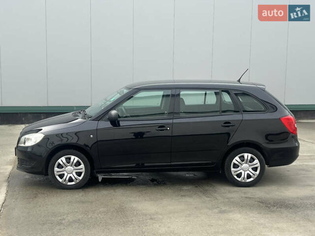 Черный Шкода Фабия, объемом двигателя 0 л и пробегом 139 тыс. км за 5600 $, фото 5 на Automoto.ua