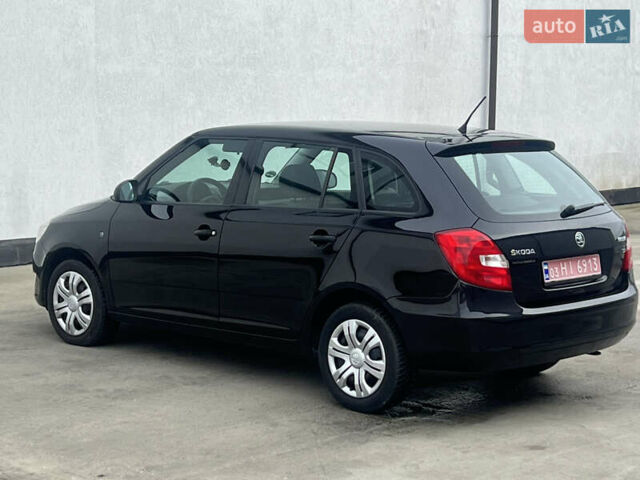 Черный Шкода Фабия, объемом двигателя 0 л и пробегом 139 тыс. км за 5600 $, фото 63 на Automoto.ua
