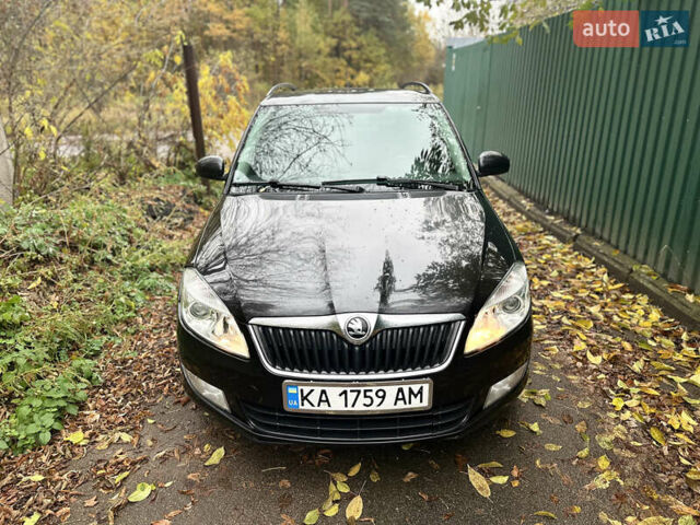 Черный Шкода Фабия, объемом двигателя 1.6 л и пробегом 296 тыс. км за 5000 $, фото 4 на Automoto.ua