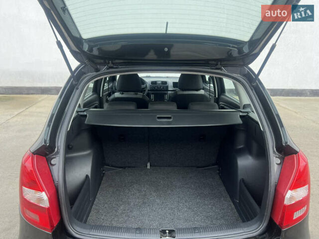 Черный Шкода Фабия, объемом двигателя 0 л и пробегом 139 тыс. км за 5600 $, фото 23 на Automoto.ua