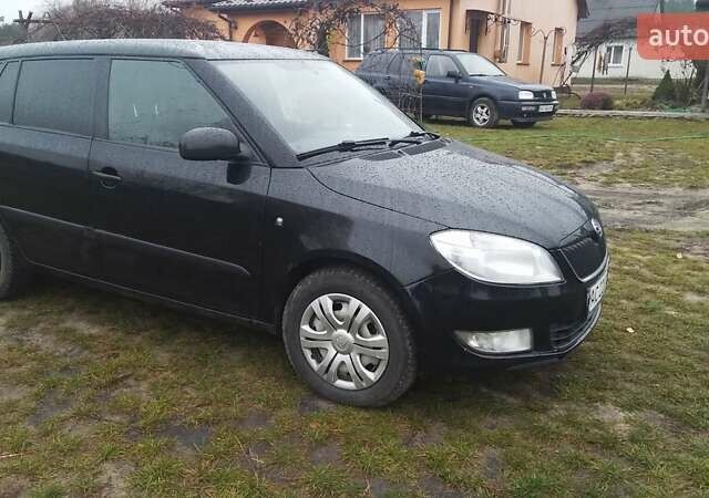 Чорний Шкода Фабія, об'ємом двигуна 1.6 л та пробігом 230 тис. км за 5900 $, фото 4 на Automoto.ua