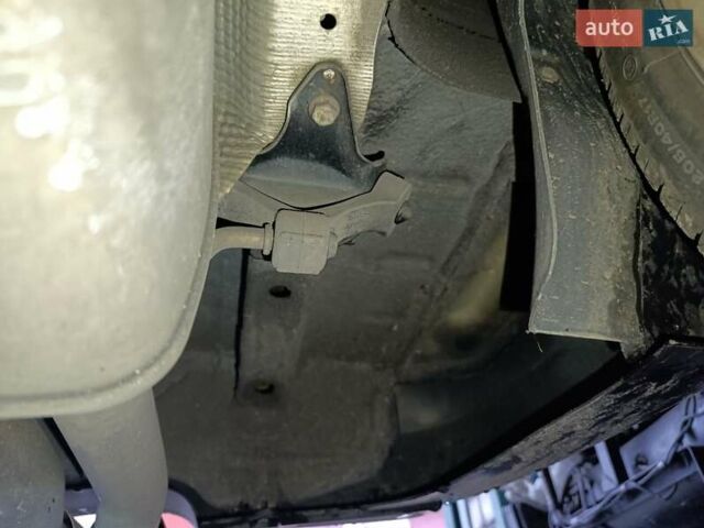 Черный Шкода Фабия, объемом двигателя 1.4 л и пробегом 203 тыс. км за 10500 $, фото 37 на Automoto.ua