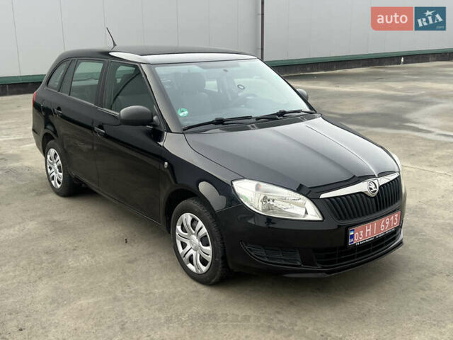 Черный Шкода Фабия, объемом двигателя 0 л и пробегом 139 тыс. км за 5600 $, фото 69 на Automoto.ua