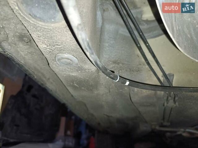 Черный Шкода Фабия, объемом двигателя 1.4 л и пробегом 203 тыс. км за 10500 $, фото 34 на Automoto.ua