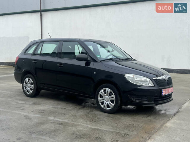 Черный Шкода Фабия, объемом двигателя 0 л и пробегом 139 тыс. км за 5600 $, фото 68 на Automoto.ua