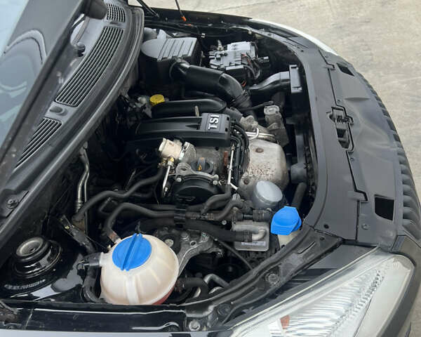 Черный Шкода Фабия, объемом двигателя 0 л и пробегом 139 тыс. км за 5600 $, фото 44 на Automoto.ua