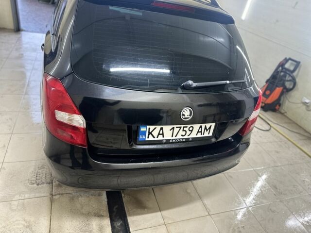 Чорний Шкода Фабія, об'ємом двигуна 1.6 л та пробігом 296 тис. км за 4950 $, фото 3 на Automoto.ua