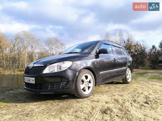 Чорний Шкода Фабія, об'ємом двигуна 1.39 л та пробігом 326 тис. км за 5400 $, фото 1 на Automoto.ua