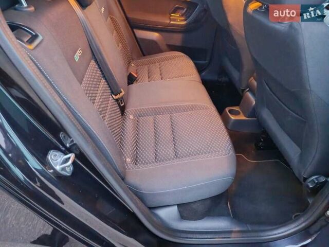 Черный Шкода Фабия, объемом двигателя 1.4 л и пробегом 203 тыс. км за 10500 $, фото 21 на Automoto.ua