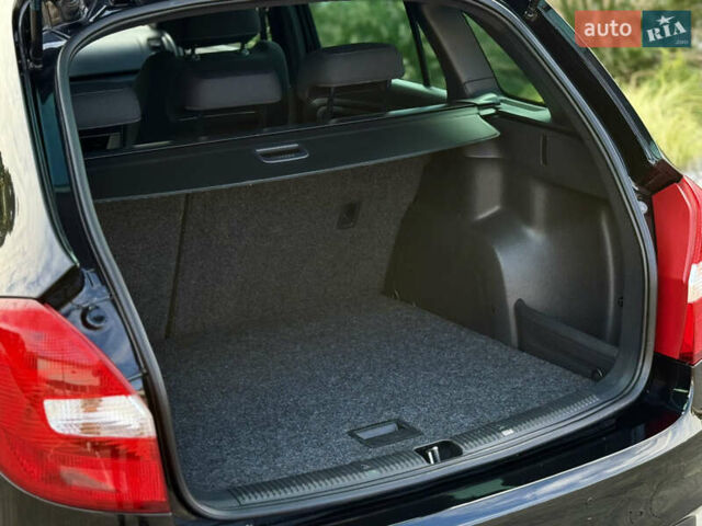 Чорний Шкода Фабія, об'ємом двигуна 1.4 л та пробігом 203 тис. км за 8599 $, фото 31 на Automoto.ua