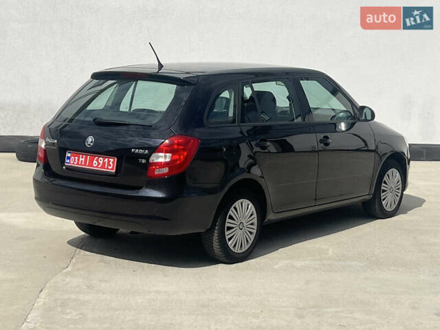 Черный Шкода Фабия, объемом двигателя 0 л и пробегом 139 тыс. км за 5700 $, фото 66 на Automoto.ua