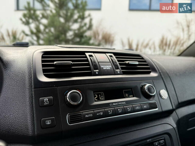 Чорний Шкода Фабія, об'ємом двигуна 1.4 л та пробігом 203 тис. км за 8599 $, фото 20 на Automoto.ua