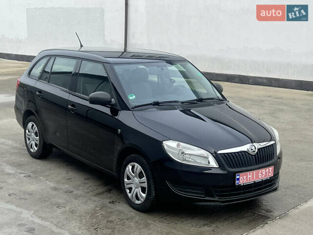 Черный Шкода Фабия, объемом двигателя 0 л и пробегом 139 тыс. км за 5600 $, фото 67 на Automoto.ua