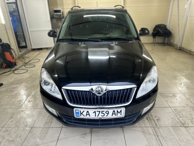 Чорний Шкода Фабія, об'ємом двигуна 1.6 л та пробігом 296 тис. км за 4950 $, фото 2 на Automoto.ua