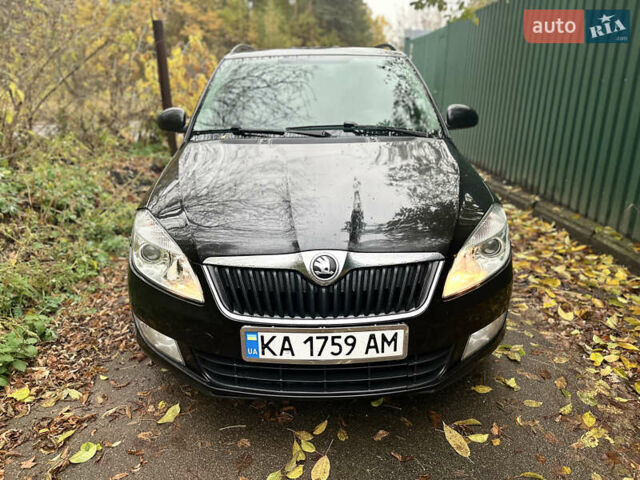 Черный Шкода Фабия, объемом двигателя 1.6 л и пробегом 296 тыс. км за 5000 $, фото 3 на Automoto.ua