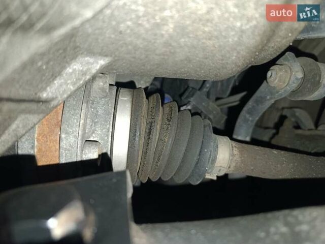 Черный Шкода Фабия, объемом двигателя 1.4 л и пробегом 203 тыс. км за 10500 $, фото 48 на Automoto.ua