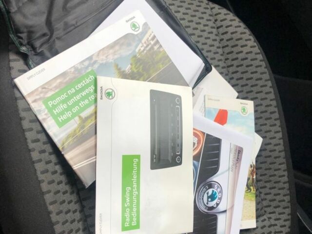 Чорний Шкода Фабія, об'ємом двигуна 1.6 л та пробігом 120 тис. км за 3000 $, фото 15 на Automoto.ua