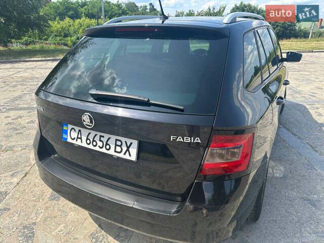 Черный Шкода Фабия, объемом двигателя 1.4 л и пробегом 293 тыс. км за 8200 $, фото 4 на Automoto.ua