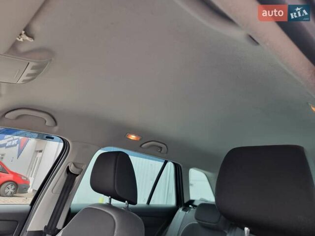 Черный Шкода Фабия, объемом двигателя 1.39 л и пробегом 267 тыс. км за 9500 $, фото 23 на Automoto.ua