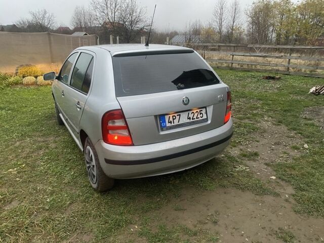 Коричневый Шкода Фабия, объемом двигателя 0 л и пробегом 300 тыс. км за 1500 $, фото 1 на Automoto.ua