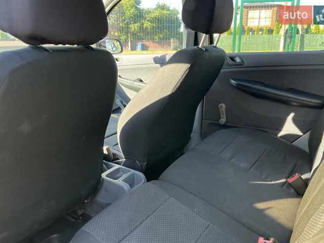 Коричневый Шкода Фабия, объемом двигателя 1.4 л и пробегом 229 тыс. км за 2800 $, фото 14 на Automoto.ua