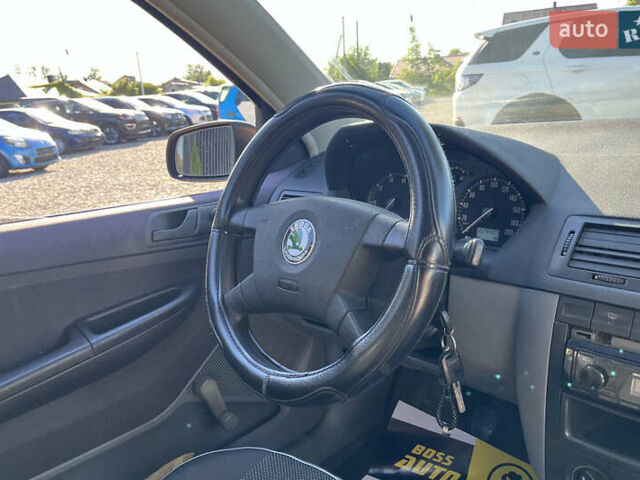 Коричневый Шкода Фабия, объемом двигателя 1.4 л и пробегом 229 тыс. км за 2800 $, фото 20 на Automoto.ua