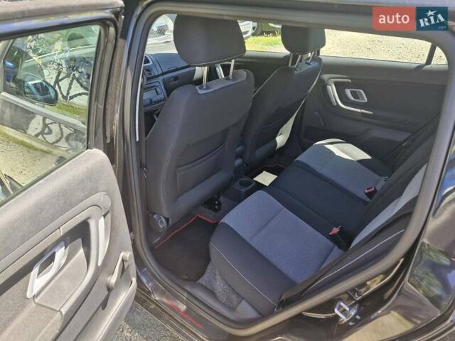 Коричневый Шкода Фабия, объемом двигателя 1.6 л и пробегом 214 тыс. км за 5500 $, фото 11 на Automoto.ua