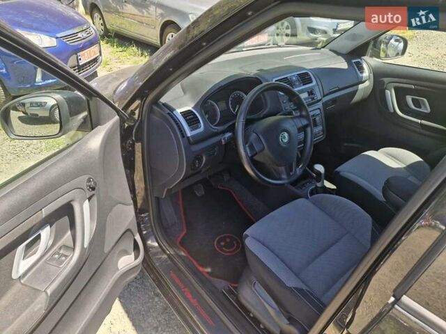 Коричневый Шкода Фабия, объемом двигателя 1.6 л и пробегом 214 тыс. км за 5500 $, фото 10 на Automoto.ua