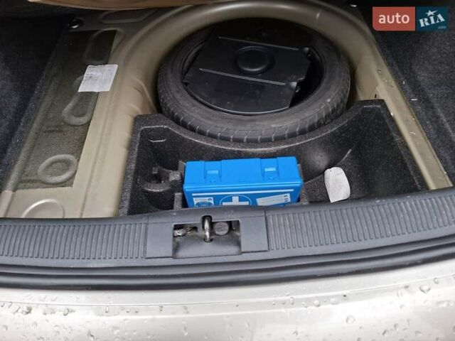 Коричневый Шкода Фабия, объемом двигателя 1.39 л и пробегом 183 тыс. км за 4499 $, фото 13 на Automoto.ua