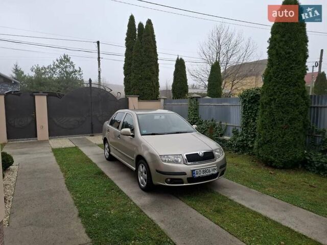 Коричневый Шкода Фабия, объемом двигателя 1.39 л и пробегом 183 тыс. км за 4499 $, фото 5 на Automoto.ua