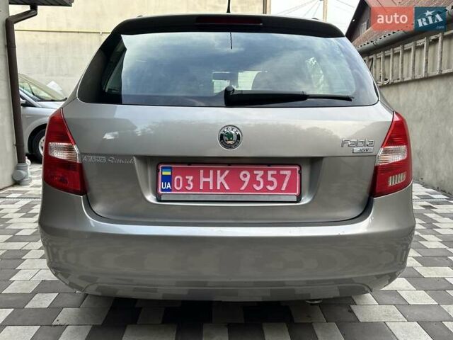 Коричневий Шкода Фабія, об'ємом двигуна 1.39 л та пробігом 177 тис. км за 4900 $, фото 7 на Automoto.ua