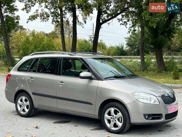 Коричневий Шкода Фабія, об'ємом двигуна 1.6 л та пробігом 218 тис. км за 5950 $, фото 16 на Automoto.ua