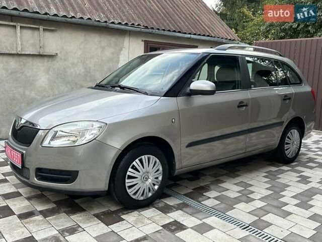 Коричневий Шкода Фабія, об'ємом двигуна 1.39 л та пробігом 177 тис. км за 4900 $, фото 5 на Automoto.ua