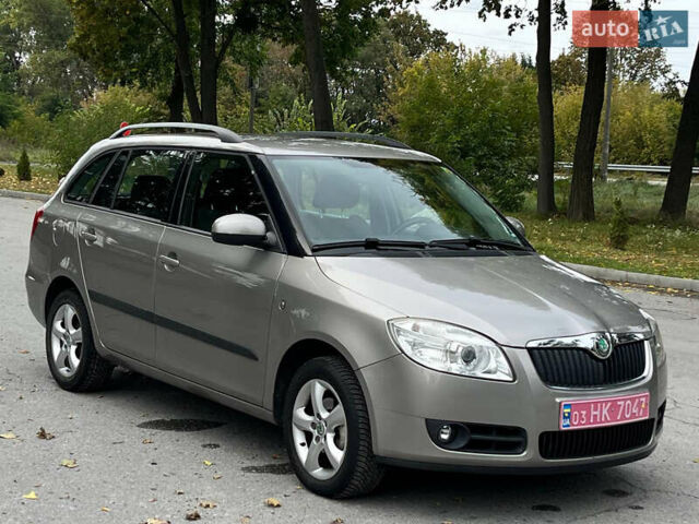 Коричневий Шкода Фабія, об'ємом двигуна 1.6 л та пробігом 218 тис. км за 5950 $, фото 17 на Automoto.ua