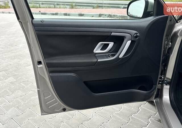 Коричневий Шкода Фабія, об'ємом двигуна 1.6 л та пробігом 218 тис. км за 6899 $, фото 13 на Automoto.ua