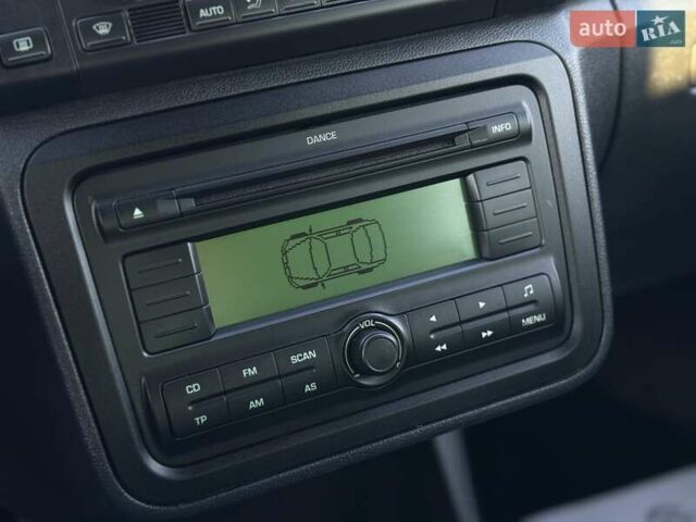 Коричневый Шкода Фабия, объемом двигателя 1.6 л и пробегом 140 тыс. км за 7950 $, фото 50 на Automoto.ua