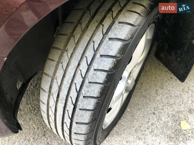 Коричневий Шкода Фабія, об'ємом двигуна 1.2 л та пробігом 240 тис. км за 5200 $, фото 10 на Automoto.ua
