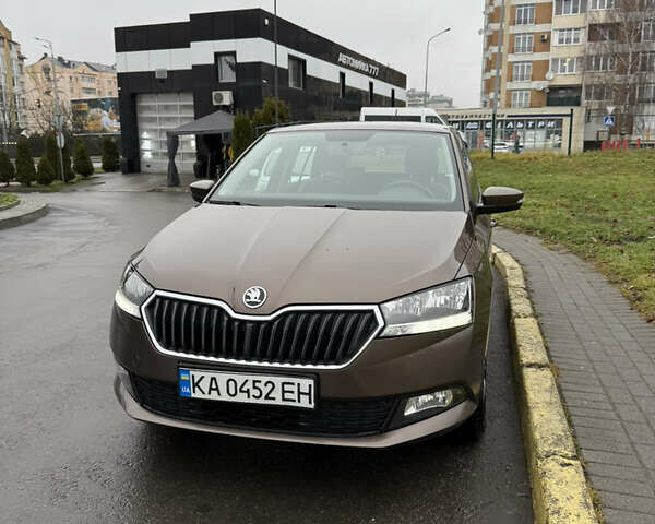 Коричневый Шкода Фабия, объемом двигателя 1 л и пробегом 93 тыс. км за 13000 $, фото 8 на Automoto.ua