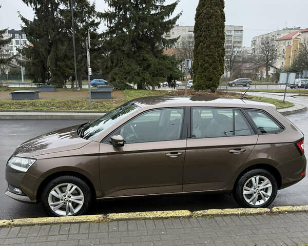 Коричневый Шкода Фабия, объемом двигателя 1 л и пробегом 93 тыс. км за 13000 $, фото 6 на Automoto.ua