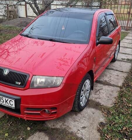 Красный Шкода Фабия, объемом двигателя 1.4 л и пробегом 180 тыс. км за 3700 $, фото 2 на Automoto.ua