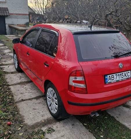 Красный Шкода Фабия, объемом двигателя 1.4 л и пробегом 180 тыс. км за 3700 $, фото 3 на Automoto.ua