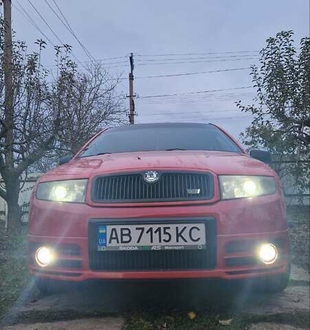 Красный Шкода Фабия, объемом двигателя 1.4 л и пробегом 180 тыс. км за 3700 $, фото 6 на Automoto.ua